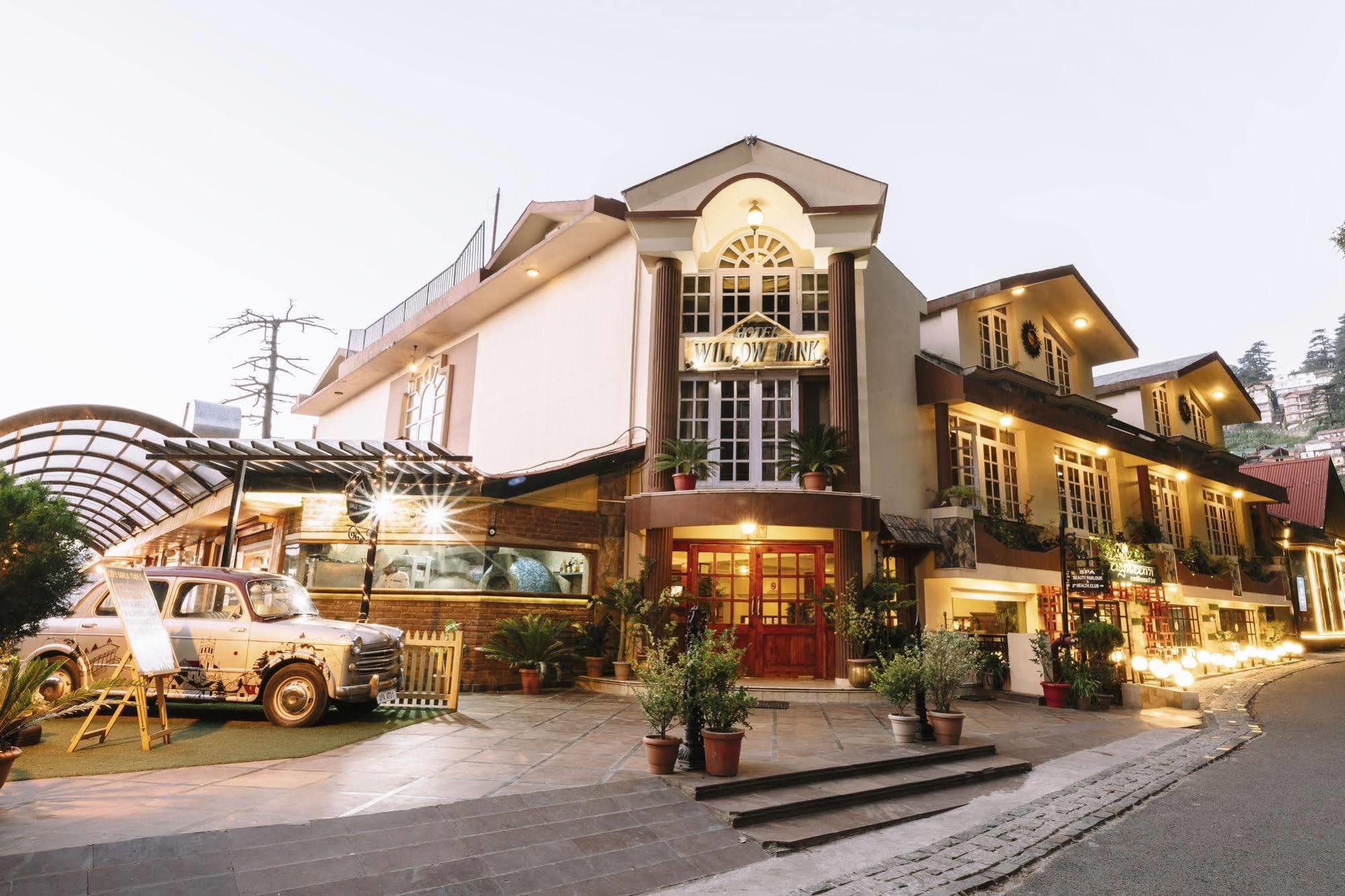 Hotel Willow Banks - Boutique 4 Star Hotel On The Mall Road Shimla Esterno foto